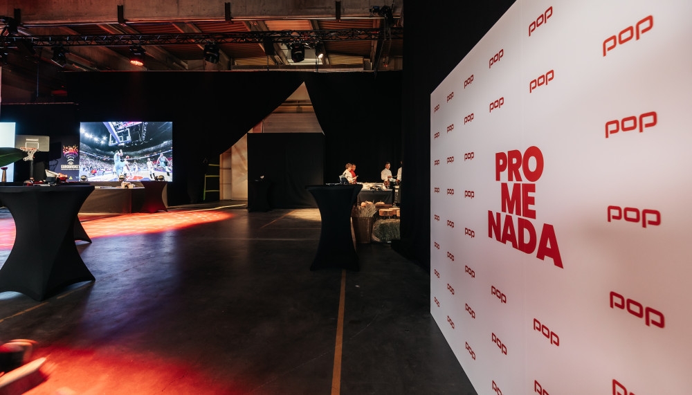 Organizacija POP promenade 2022, prireditve za poslovne partnerje vodilne medijske hiše Pro Plus. Produkcija dogodkov Paideia Events.