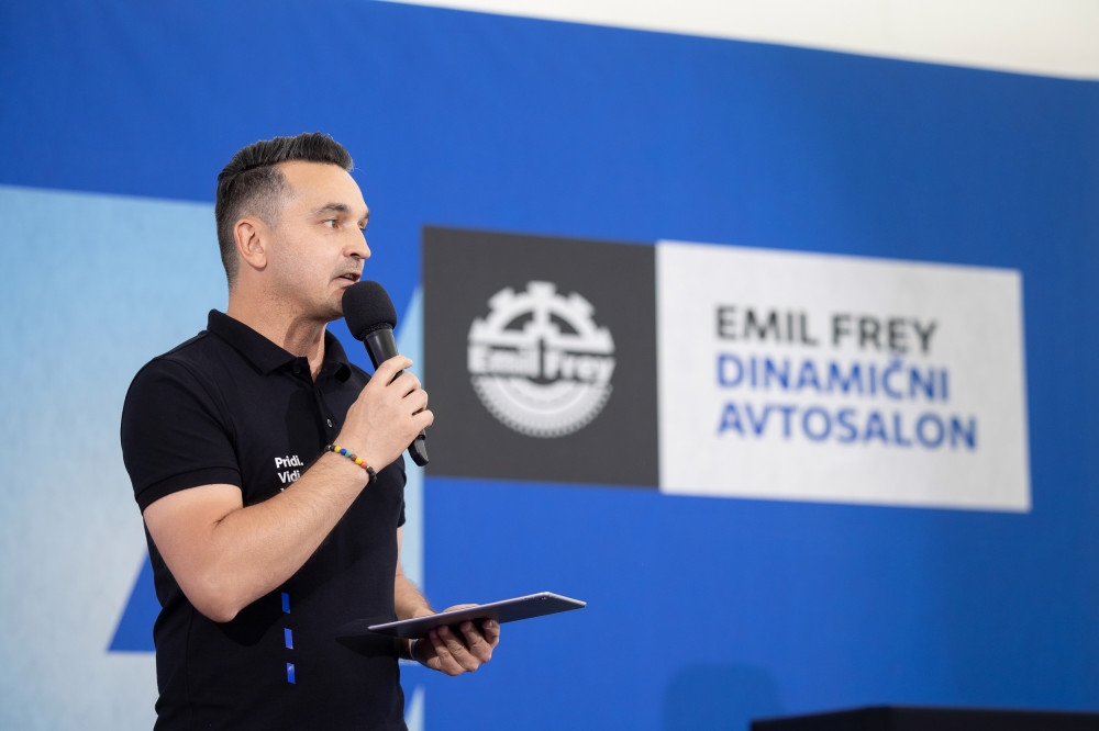 Zadnji teden maja smo pomagali pri organizaciji velikega Dinamičnega avtosalona skupine Emil Frey - paideia_events_emil_frey_dinamicni_