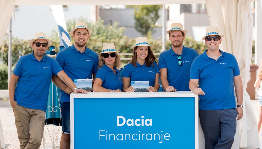 Organizacija prvega Dacia družinskega piknika v regiji v parku Špica. Organizacija dogodka Paideia Events.