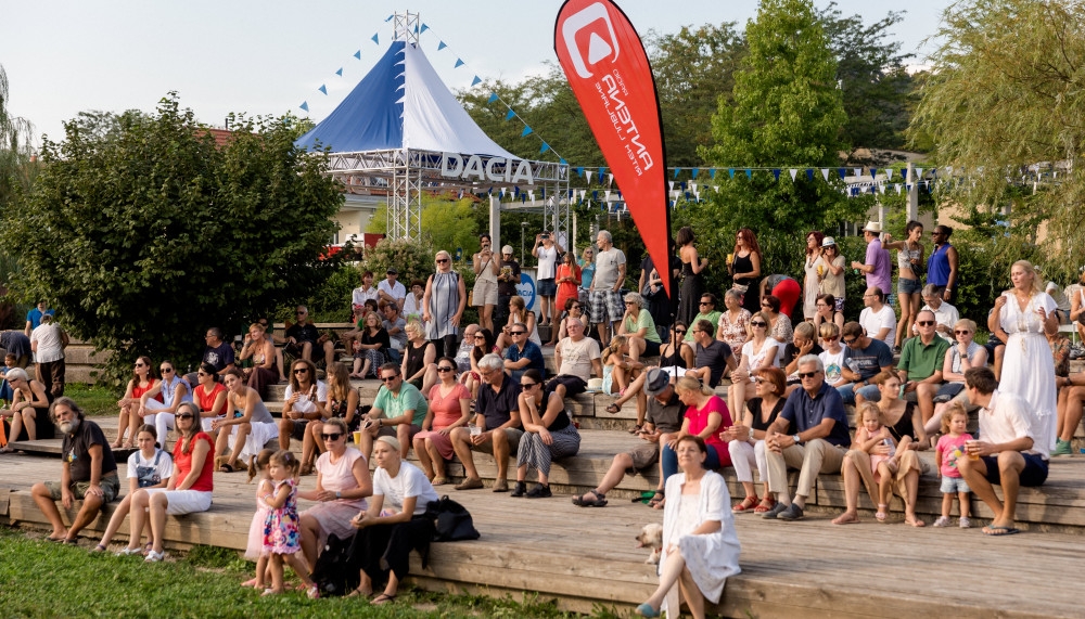 Organizacija prvega Dacia družinskega piknika v regiji v parku Špica. Organizacija dogodkov Paideia Events.