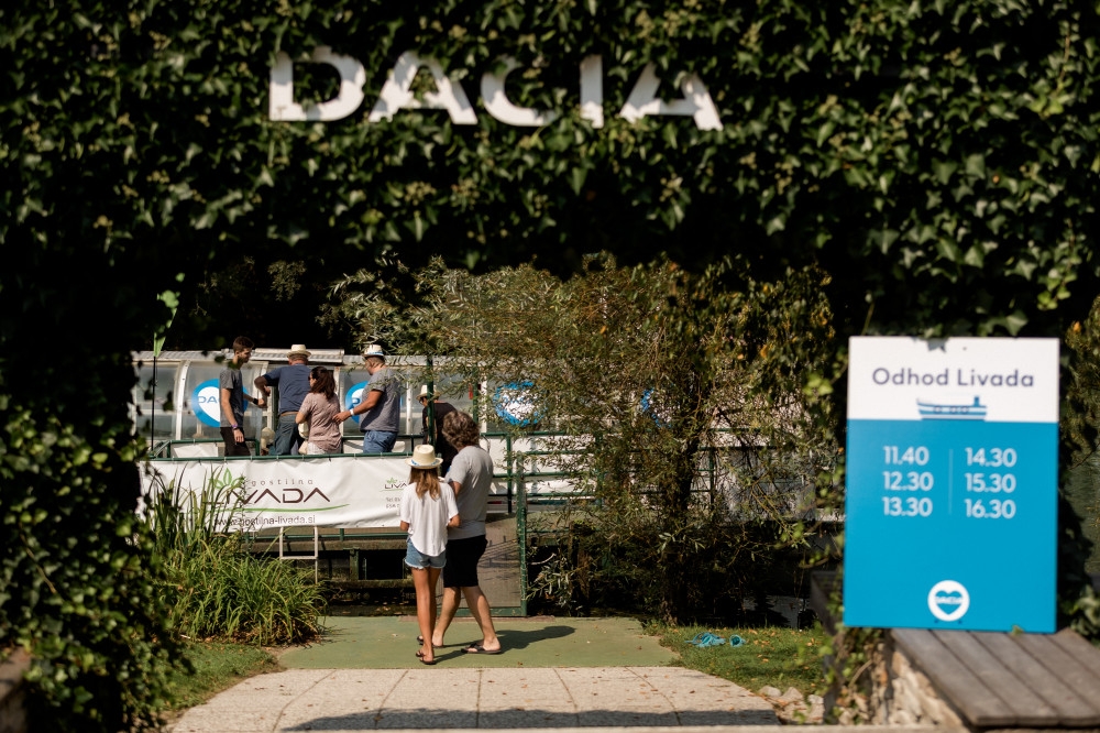 Organizacija prvega Dacia družinskega piknika v regiji v parku Špica. Event agencija Paideia Events.