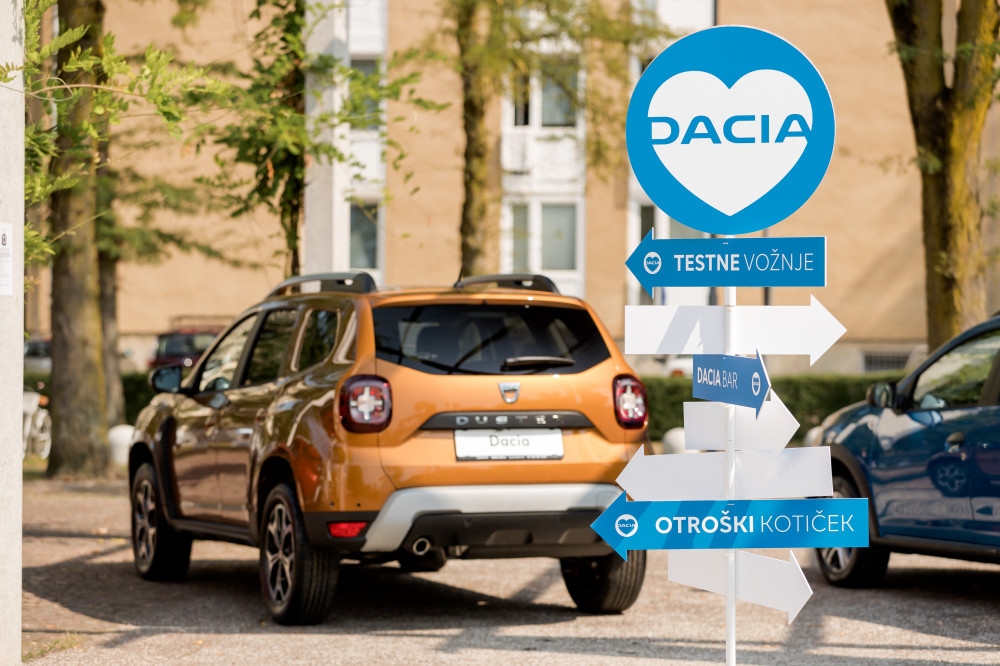 Organizacija prvega Dacia družinskega piknika v regiji v parku Špica. Organizacija dogodka Paideia Events.
