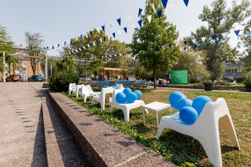 Organizacija prvega Dacia družinskega piknika v regiji v parku Špica. Organizacija prireditev Paideia Events.