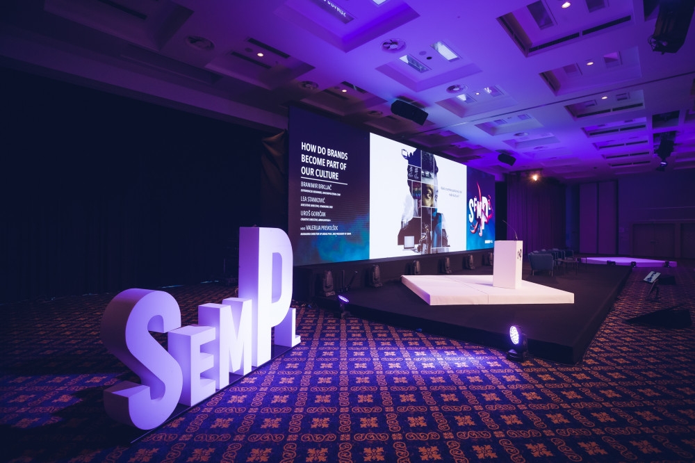 Organizacija konference 21. SEMPL v Grand hotelu Bernardin v Portorožu. Zasnova dogodkov Paideia Events.