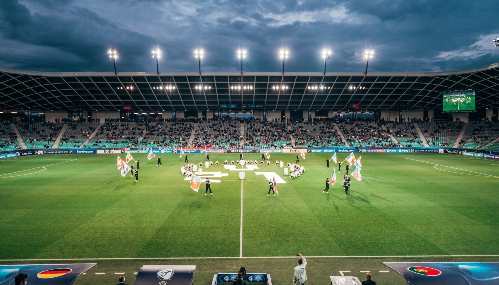 Organizacija slavnostnega odprtja UEFA evropskega nogometnega prvenstva do 21 let, v Mariboru. Organizacija prireditev Paideia Events.
